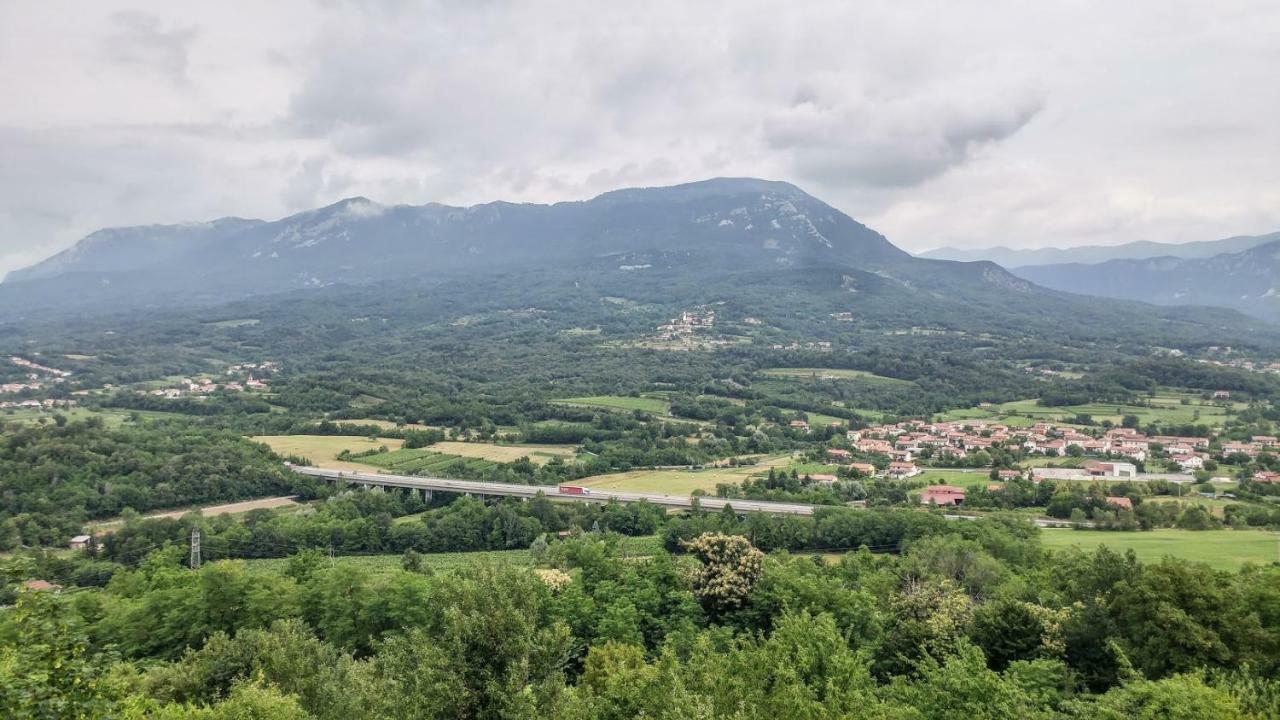 Apartma In Soba Vipavski Kriz Ajdovščina Exteriér fotografie